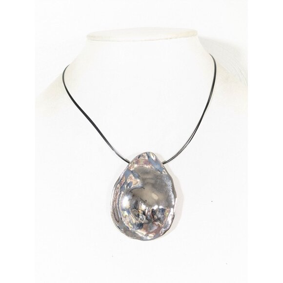 Chico's Silver Tone Teardrop Pendant Necklace On Wire Choker Chain 26" - Picture 1 of 7